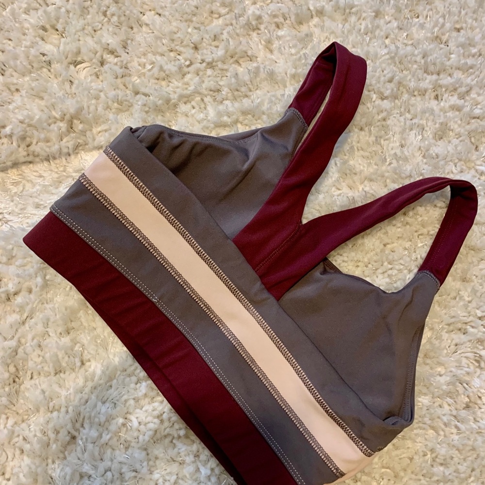 Gymshark sports bra - Picture 3 of 3